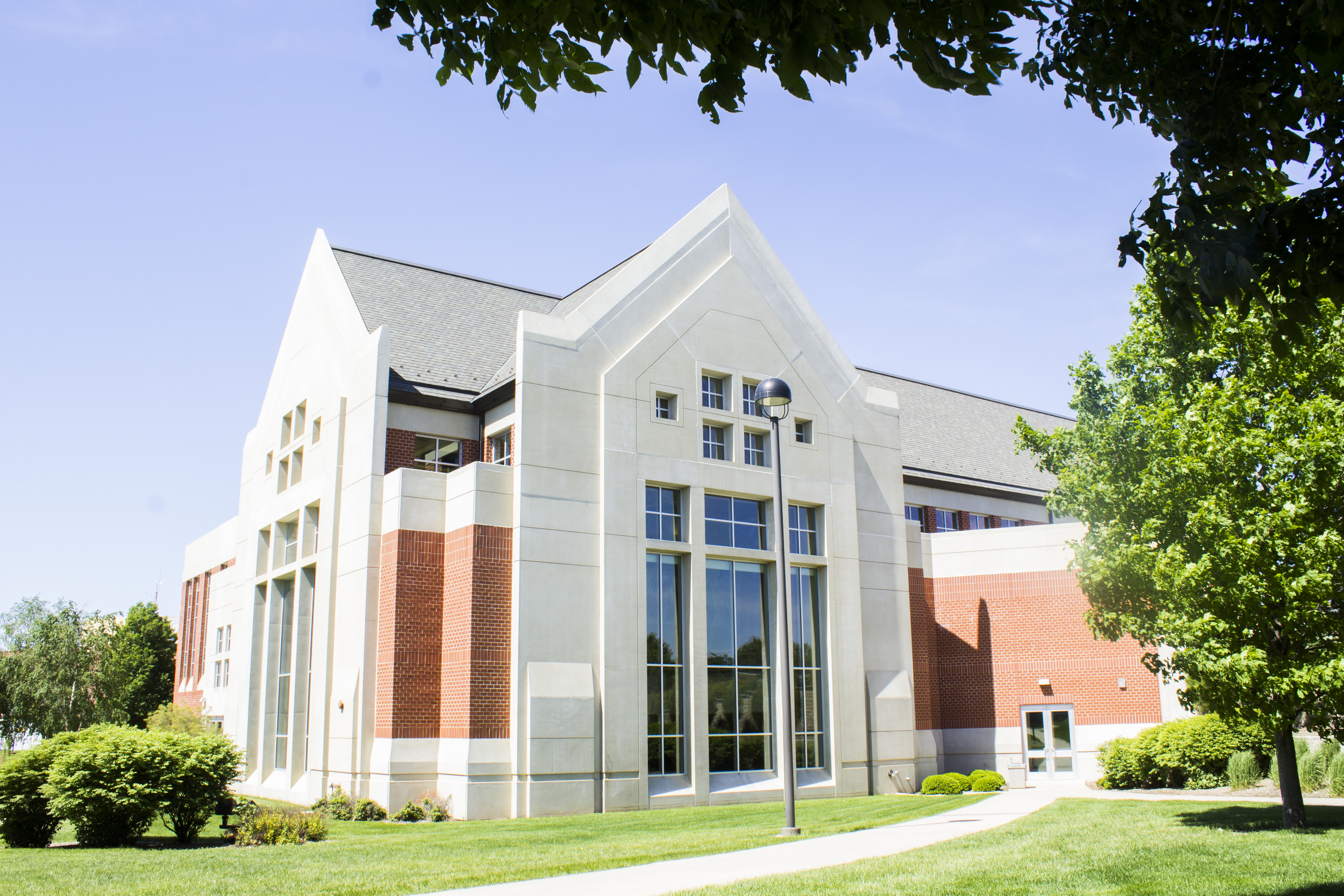 A picture of Dordt University's campus center on a sunny day