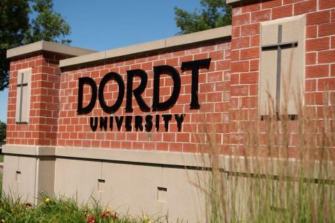 Photo of brick Dordt University entrance sign